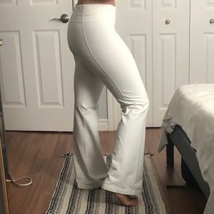 Lululemon groove pant flare
